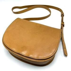 LL Bean Signature Leather Crossbody Saddle Bag Purse Tan Distressed Boho Western